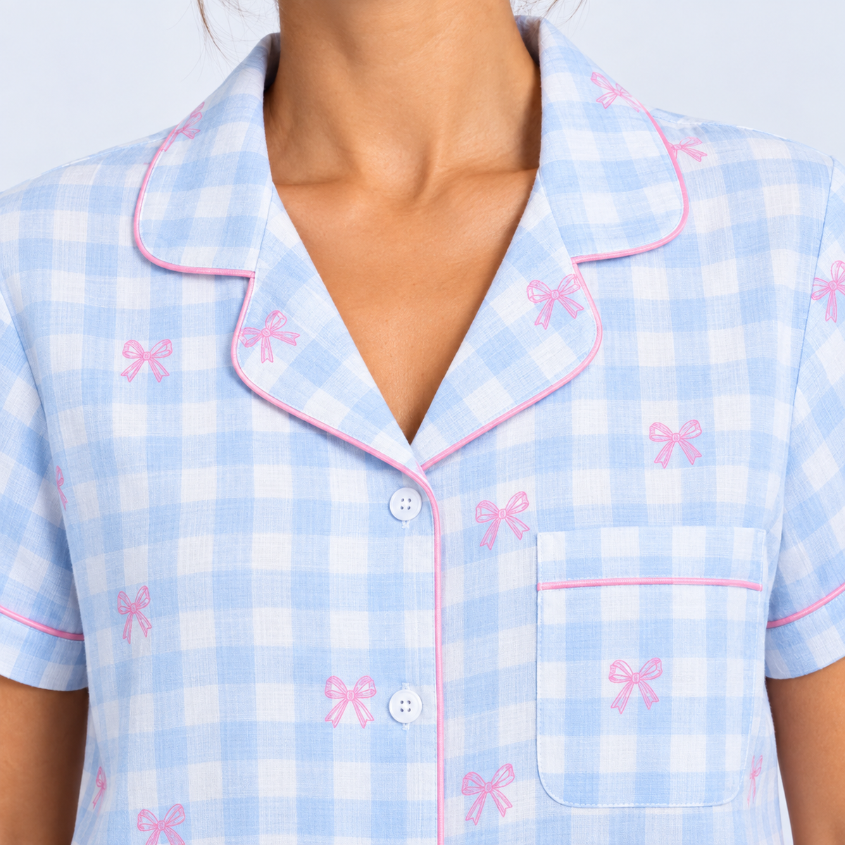 Pyjama short femme vichy bleu à nœuds roses