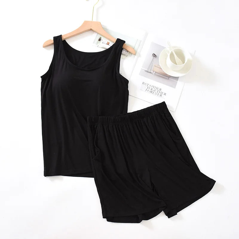 Ensemble pyjama femme uni avec débardeur et short
