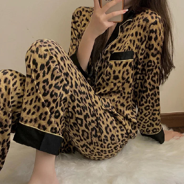Ensemble pyjama femme léopard à manches longues