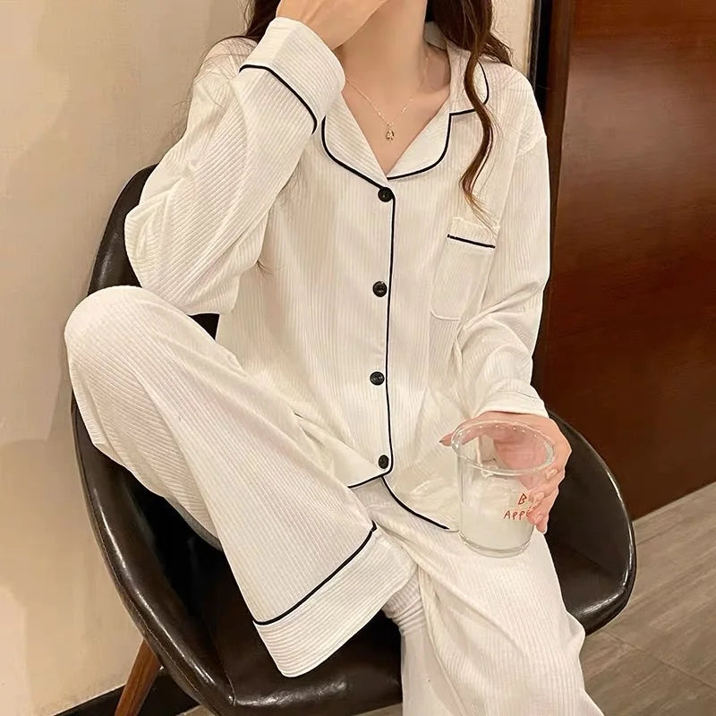 Ensemble pyjama femme long avec chemise et pantalon