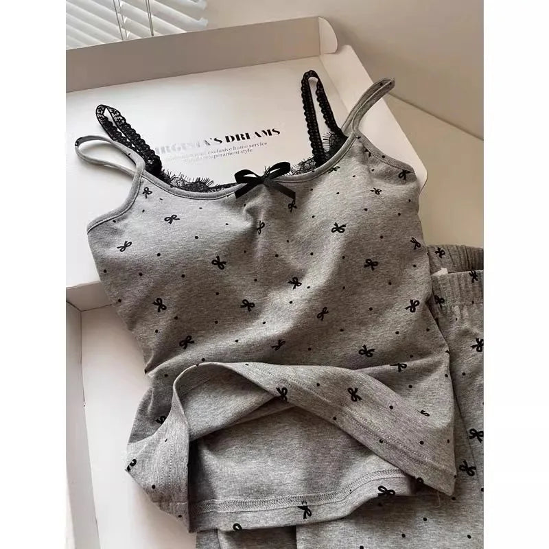 Pyjama femme gris à nœuds avec caraco et short
