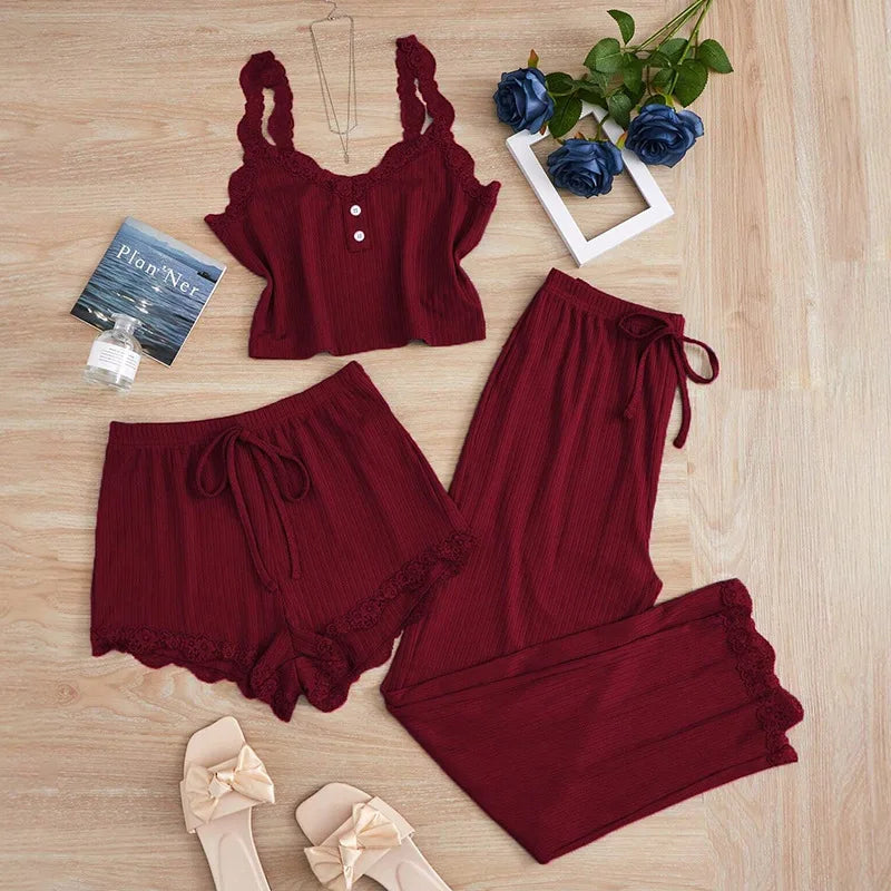 Ensemble pyjama femme 3 pièces avec dentelle