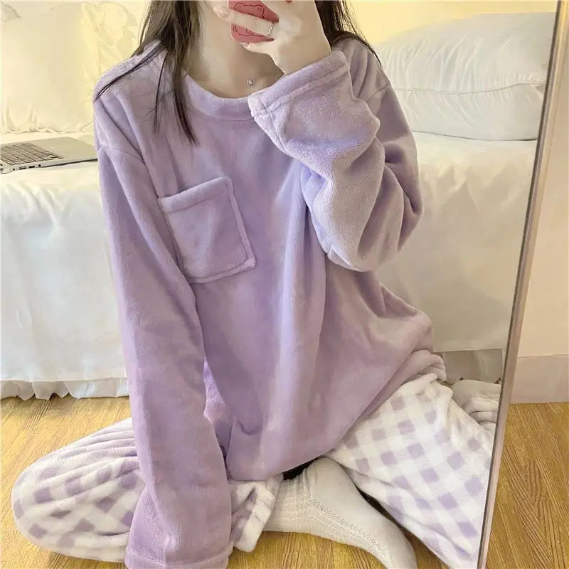 Pyjama femme polaire avec pantalon à carreaux
