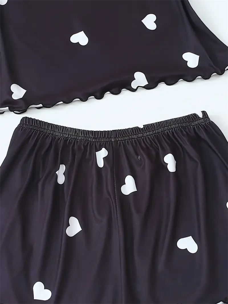 Pyjama femme noir à petits cœurs avec short