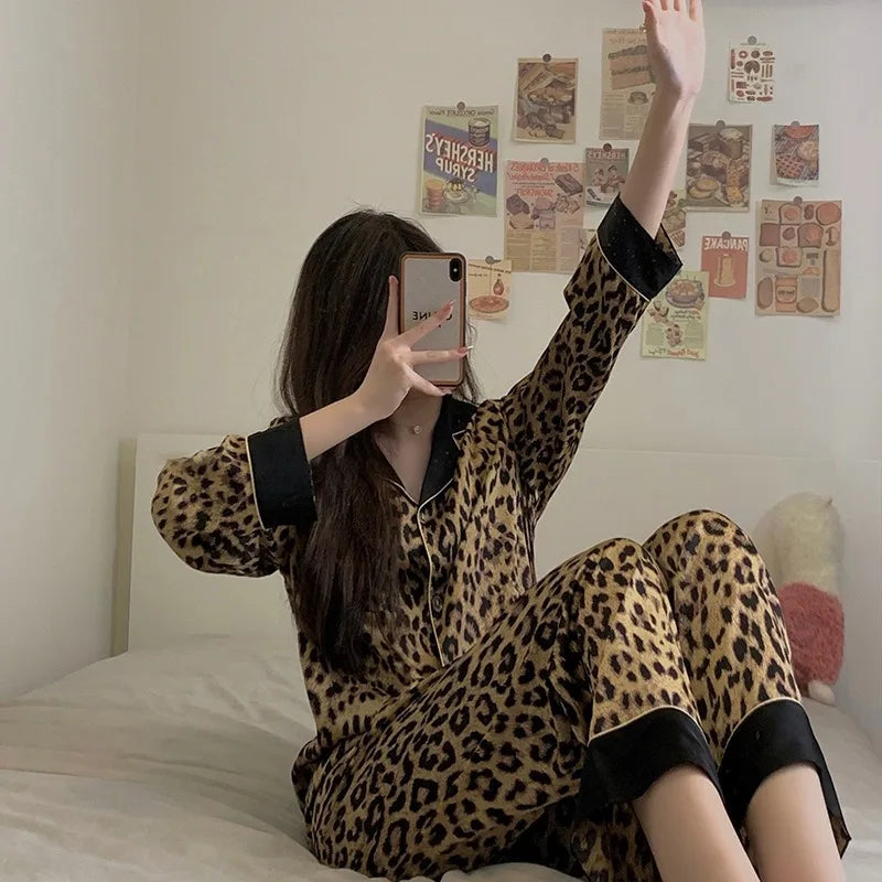 Ensemble pyjama femme léopard à manches longues
