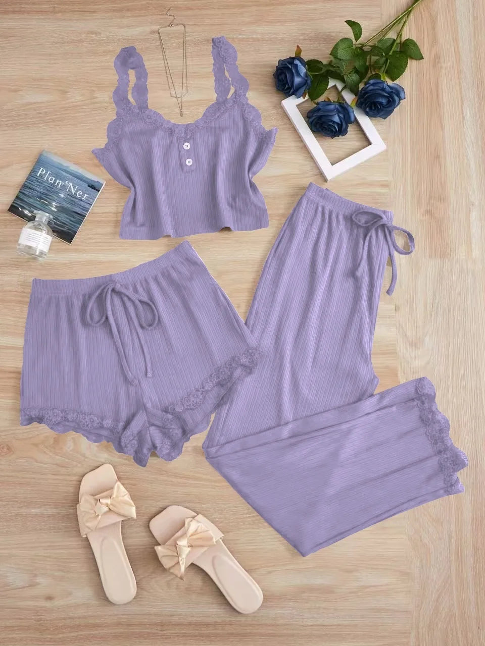 Ensemble pyjama femme 3 pièces avec dentelle