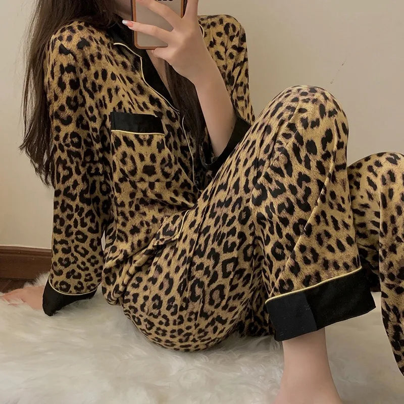Ensemble pyjama femme léopard à manches longues