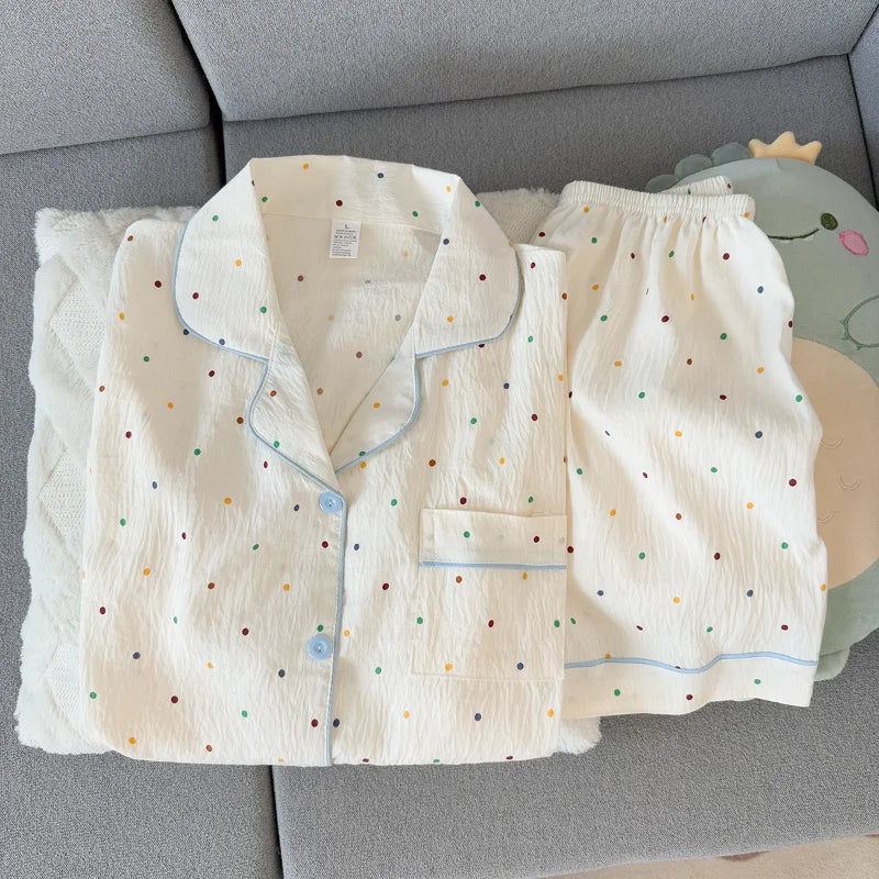 Pyjama femme en coton bleu à pois avec short